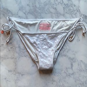 NWT VS charmed tie bikini bottoms